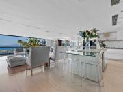 3 Bedroom Apartment / Flat For Sale in Mouille Point