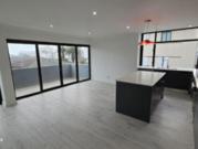 3 Bedroom Apartment Flat to Rent in Bantry Bay