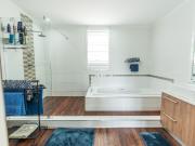 3 Bedroom Apartment / Flat To Rent in St Georges Park