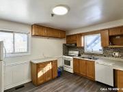 3 Bedroom Apartment for Rent at 11 Ventnor Ave, Toronto,...