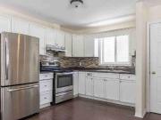 3 Bedroom Apartment for Rent at 138 Carlton St #1, St....