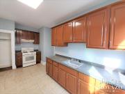 3 Bedroom Apartment for Rent at 27 Tillinghast Street...