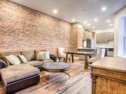 3 Bedroom Apartment for Rent at 4102 Rue Clark,...