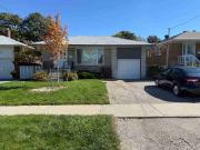 3 Bedroom Apartment for Rent at 54 Graylee Ave, Toronto,...