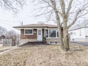 3 Bedroom Apartment for Rent at 96 Gibbons St, Oshawa,...