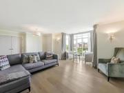 3 bedroom flat for rent in Abbey Road, London, NW8