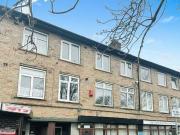 3 bedroom apartment for rent in Aldonley Almondbury...
