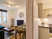 3 bedroom apartment for rent in Cantelowes, London