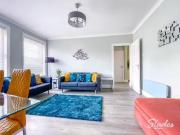3 bedroom apartment for rent in Carbery Lane,...