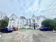 3 bedroom apartment for rent in Cavendish Road,...