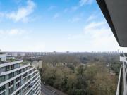 3 Bedroom Apartment For Rent In Chelsea Bridge, London