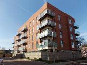 3 Bedroom Apartment For Rent In Dagenham