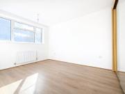 3 bedroom apartment for rent in Emsworth Close, Edmonton N9