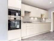 3 bedroom apartment for rent in Gap Road, London, SW19