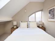 3 bedroom apartment for rent in Harrow Road, London