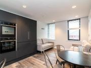 3 bedroom apartment for rent in Howard Street,...