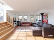 3 bedroom apartment for rent in Kingsland Road,...