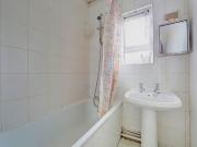 3 bedroom apartment for rent in Lane Court, SW11