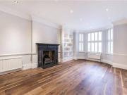 3 bedroom apartment for rent in Linden Gardens, Notting...