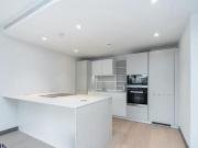 3 Bedroom Apartment For Rent In London