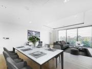 3 Bedroom Apartment For Rent In London