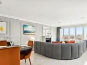 3 Bedroom Apartment For Rent In London