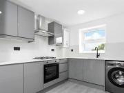 3 Bedroom Apartment For Rent In London