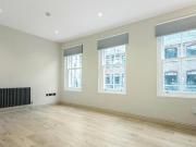3 Bedroom Apartment For Rent In London