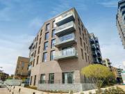 3 Bedroom Apartment For Rent In London