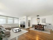 3 Bedroom Apartment For Rent In London
