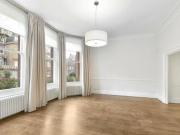 3 Bedroom Apartment For Rent In London