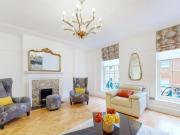 3 Bedroom Apartment For Rent In Mayfair, London