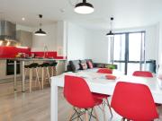 3 bedroom apartment for rent in Mayflower Street,...