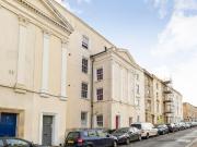 3 bedroom apartment for rent in Meridian Place Flat 5,...