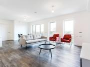 3 bedroom apartment for rent in Millet Place, Pontoon...