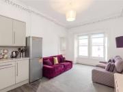 3 bedroom apartment for rent in Montague Street,...