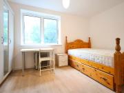 3 bedroom apartment for rent in Newport Avenue, London, E14