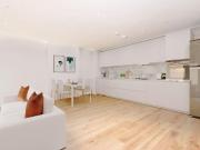 3 bedroom apartment for rent in Orchard Place, London E14