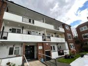 3 Bedroom Apartment For Rent In Salford, Greater Manchester