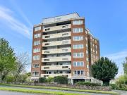 3 bedroom apartment for rent in Sandmoor Court,...