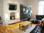 3 bedroom apartment for rent in Second Avenue, NE6