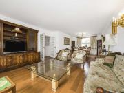 3 bedroom apartment for rent in Somerset Square, Holland...