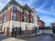 3 Bedroom Apartment For Rent In Uxbridge