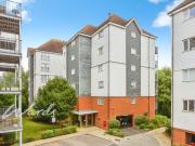 3 bedroom apartment for rent in Westwood Drive... 3 bedroom apartment for rent in Westwood Drive...