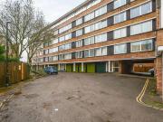 3 Bedroom Apartment For Sale In Bristol