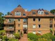 3 Bedroom Apartment For Sale In Cambridge, Cambridgeshire