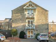 3 Bedroom Apartment For Sale In Cirencester, Gloucestershire