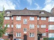 3 Bedroom Apartment For Sale In East Finchley, London
