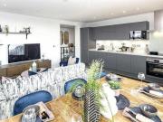 3 Bedroom Apartment For Sale In Greenford Quay, Greenford