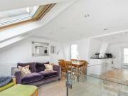 3 Bedroom Apartment For Sale In Hammersmith, London